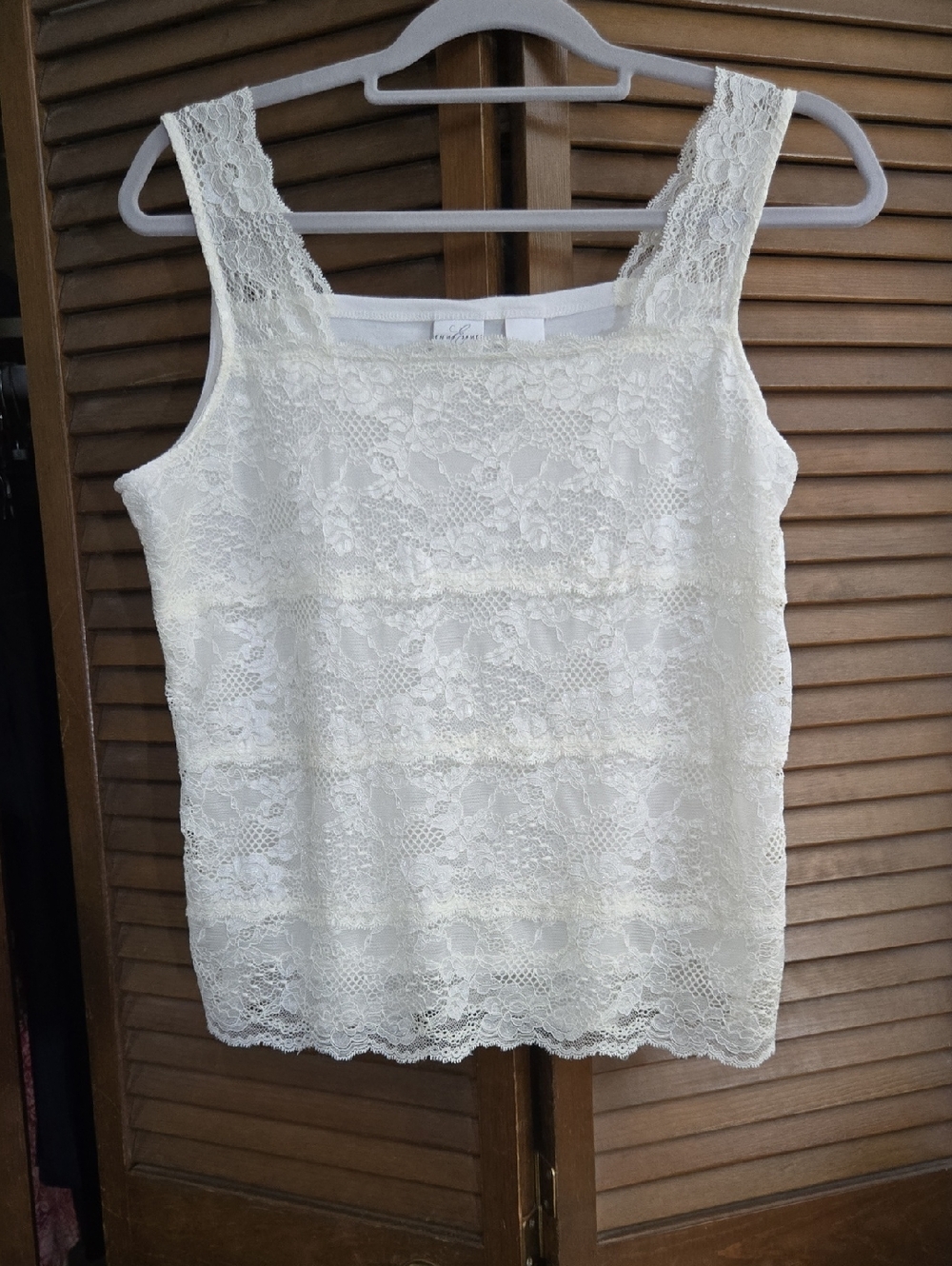 Emma James Lace Sleeveless Camisole in Ivory